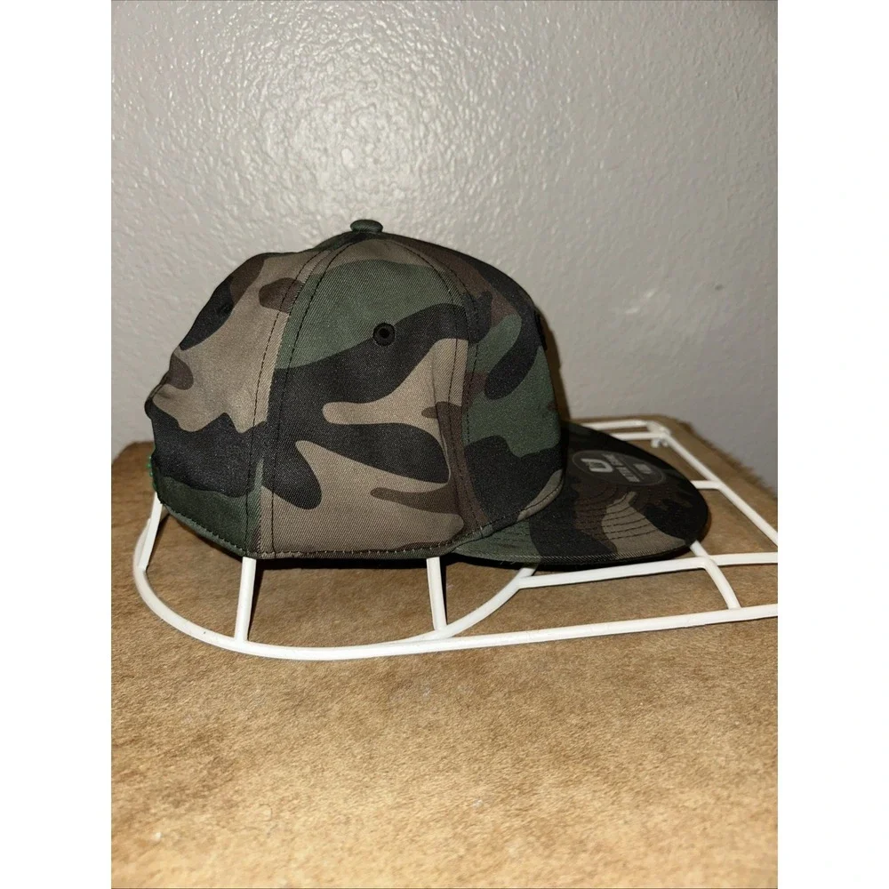 Ultra Game NBA Boston‎ Celtics Embroidered Logo Adjustable Snapback Camo Hat Cap